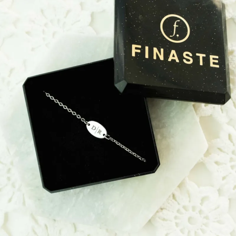 Finaste Musthave armbandje met 2 letters Sale