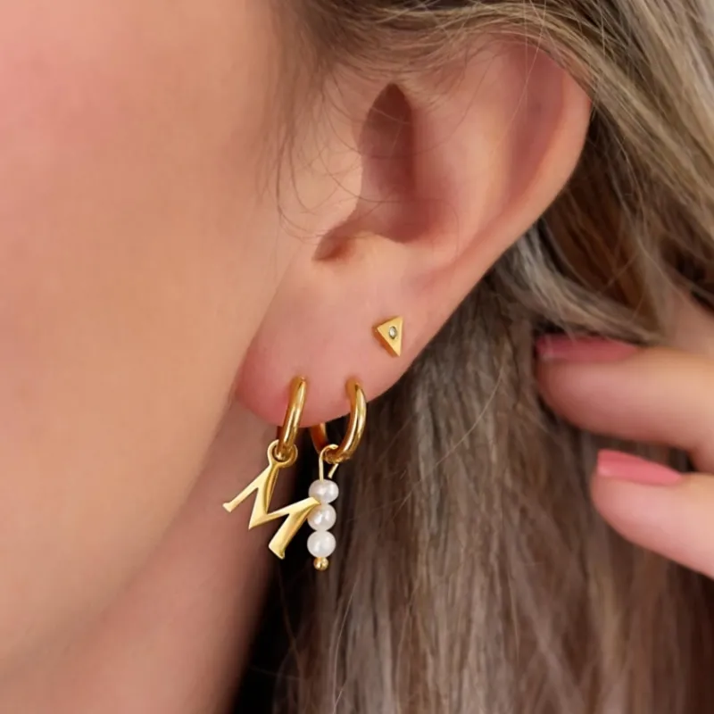 Finaste Oorringetjes met initial kleur goud Fashion