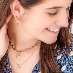 Finaste Oorringetjes met Twist Small Goud kleurig New