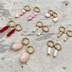 Finaste Oorringetjes rode steentjes goudkleurig Outlet