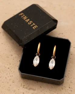 Finaste Oorringetjes sparkle marquise goldplated Hot
