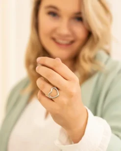 Finaste Open heart ring Sale