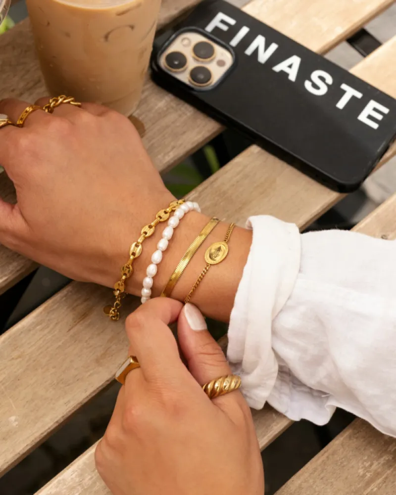 Finaste Parel Armband Musthave goud kleurig Online