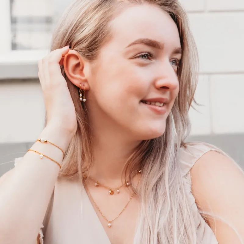 Finaste Parel oorbellen met steentjes goud kleurig New
