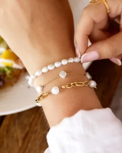 Finaste Pearl bracelet goldplated Discount