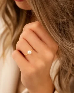 Finaste Pearl ring goldplated Fashion