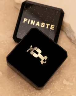 Finaste Ring bold chain Outlet