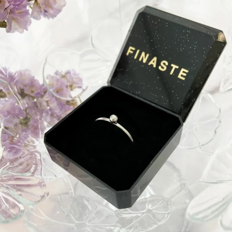 Finaste Ring met bolletje klein Sale