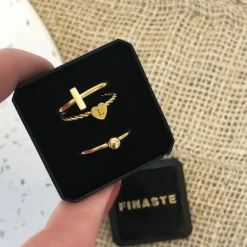 Finaste Ring met bolletje klein goud kleurig Sale