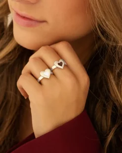 Finaste Ring met hartje wit New
