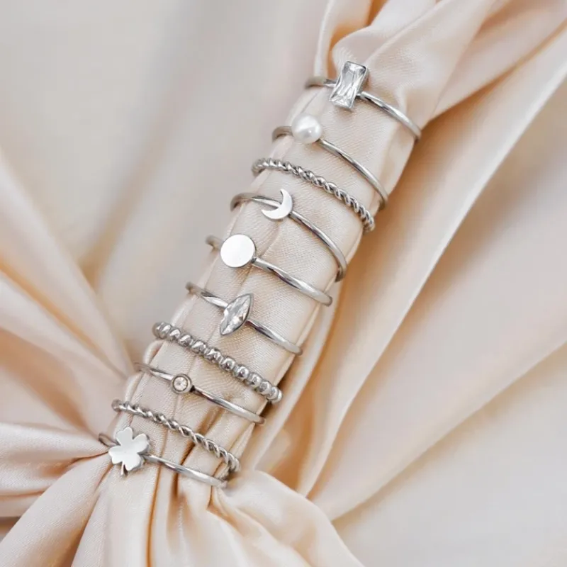 Finaste Ring met maan Discount