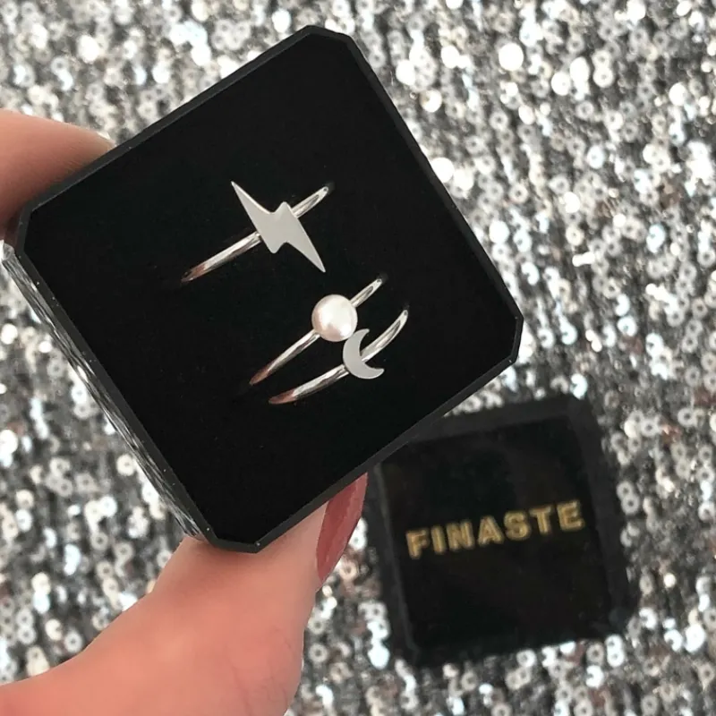 Finaste Ring met maan Discount