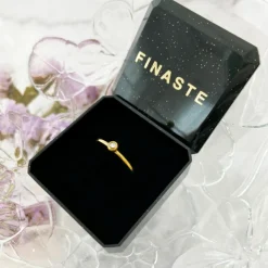Finaste Ring met Steentje Goud kleurig New