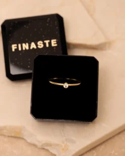 Finaste Ring shiny stone goudkleurig Best