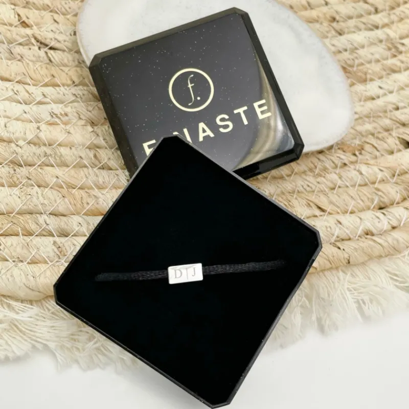 Finaste Satin initial armbandje zwart Fashion