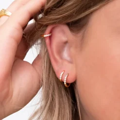 Finaste Shiny oorringetjes 10 mm goudkleurig New