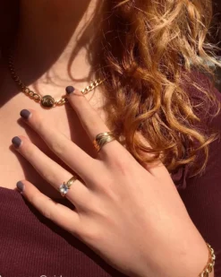 Finaste Statement Ring met Steen Goud kleurig Outlet