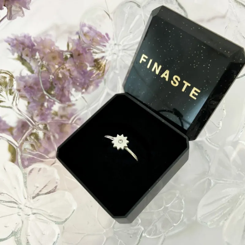Finaste Sterretjes ring met steentje Clearance