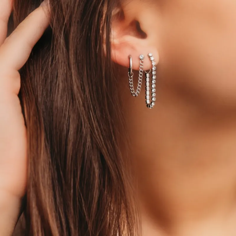 Finaste Tennis oorbellen met kettinkje New
