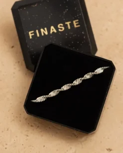 Finaste Trending influencer armband Best