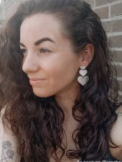 Finaste Triple heart earrings New
