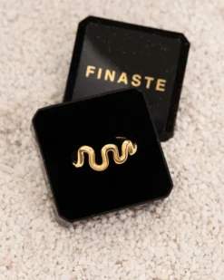 Finaste Verstelbare ring met golven goudkleurig Clearance
