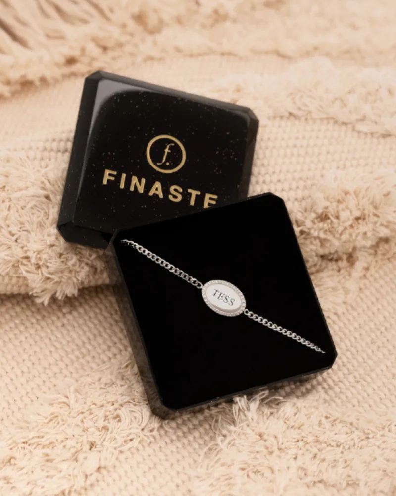 Finaste Vintage initial bracelet Fashion