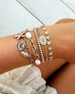 Finaste Vintage initial bracelet Fashion