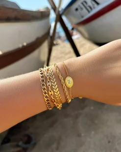 Finaste Vintage initial bracelet goldplated Hot