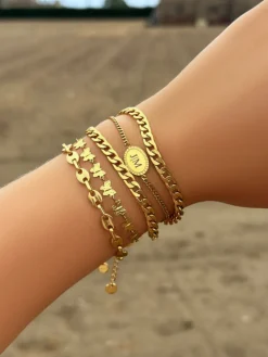 Finaste Vintage initial bracelet goldplated Hot