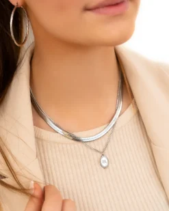 Finaste Vintage initial necklace Online