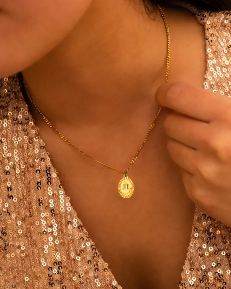 Finaste Vintage initial necklace goldplated Sale