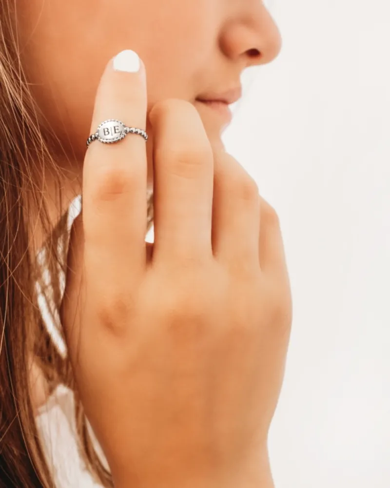 Finaste Vintage Initial Ring Discount