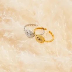 Finaste Vintage Initial Ring Discount