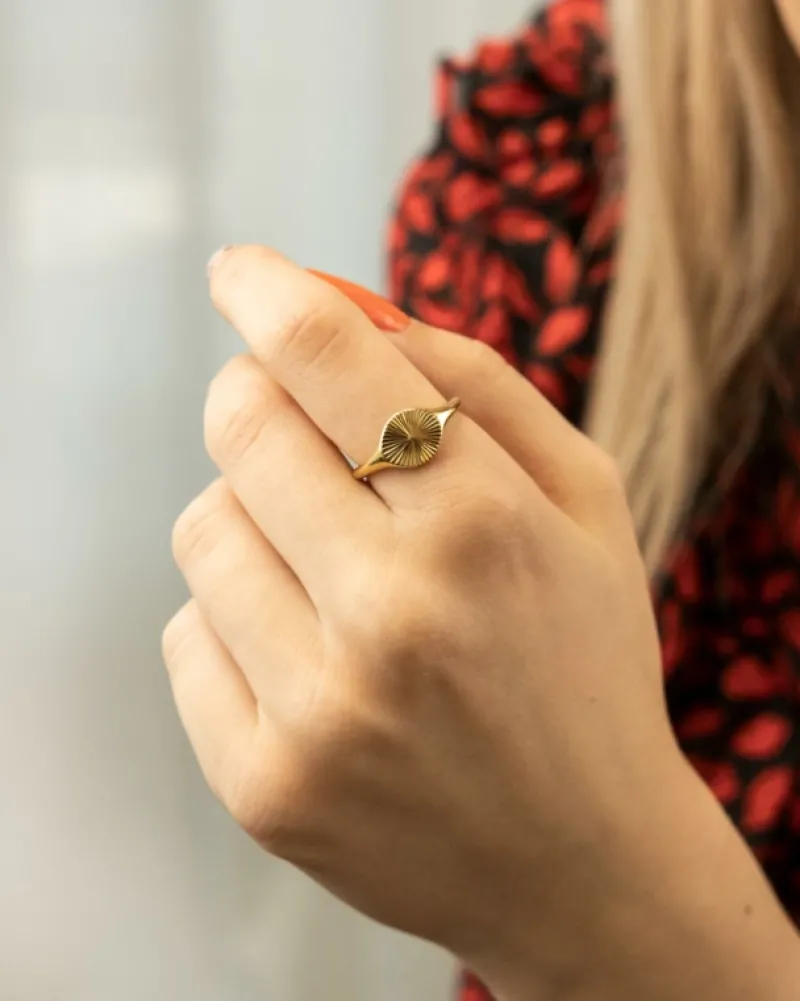 Finaste Zegelring star kleur goud Outlet