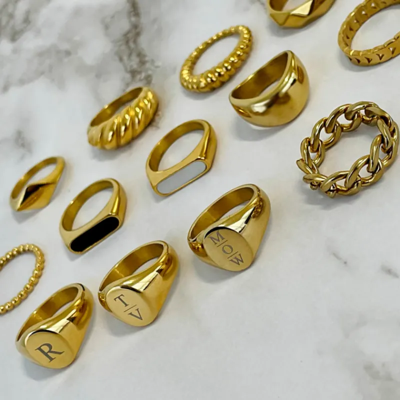 Finaste Zegelring zwart kleur goud Clearance