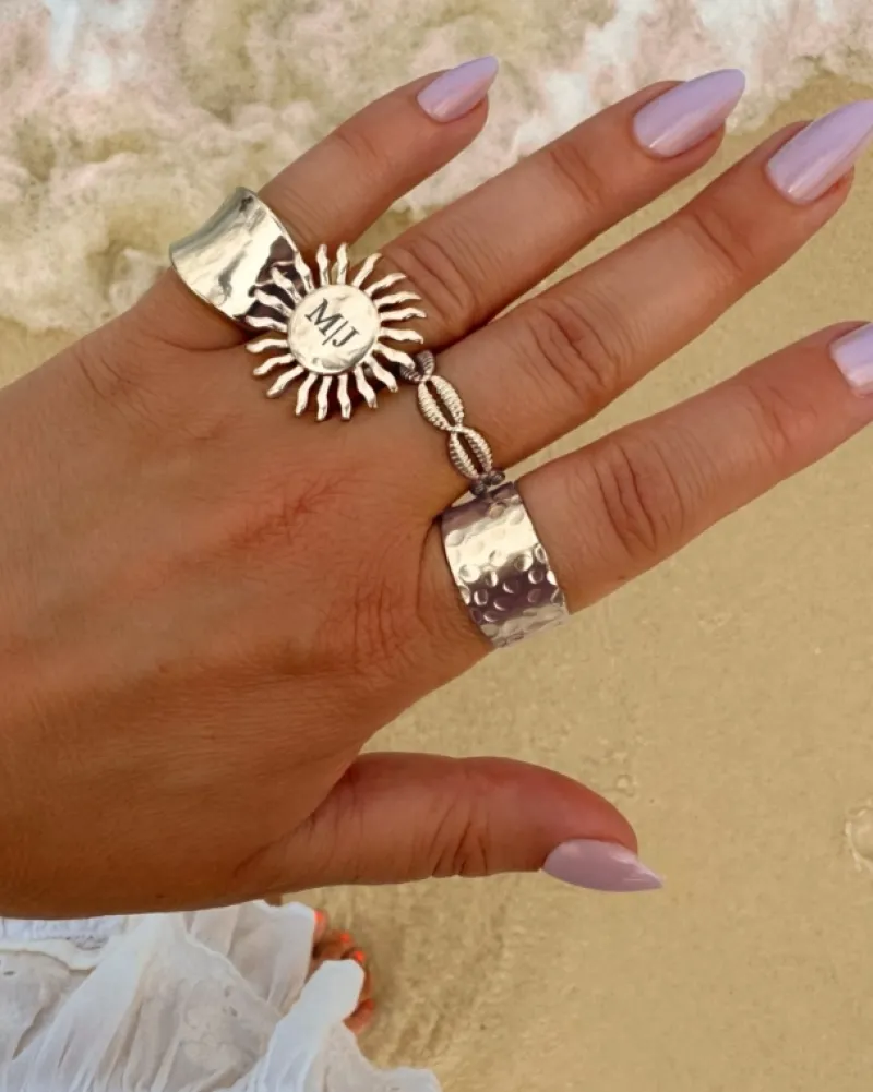 Finaste Zon ring initials Sale