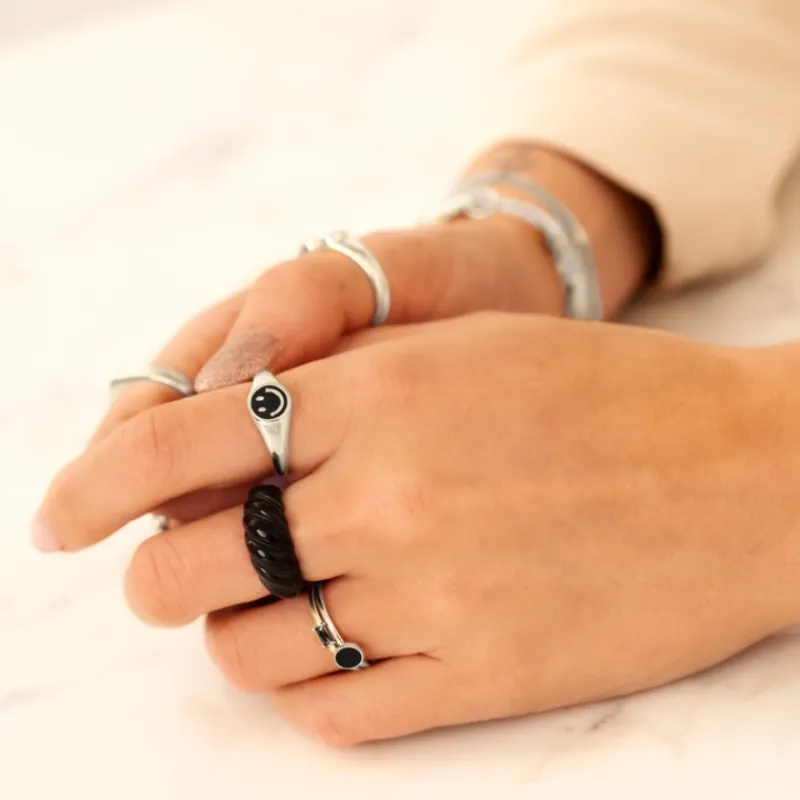 Finaste Zwarte jetset ring Fashion